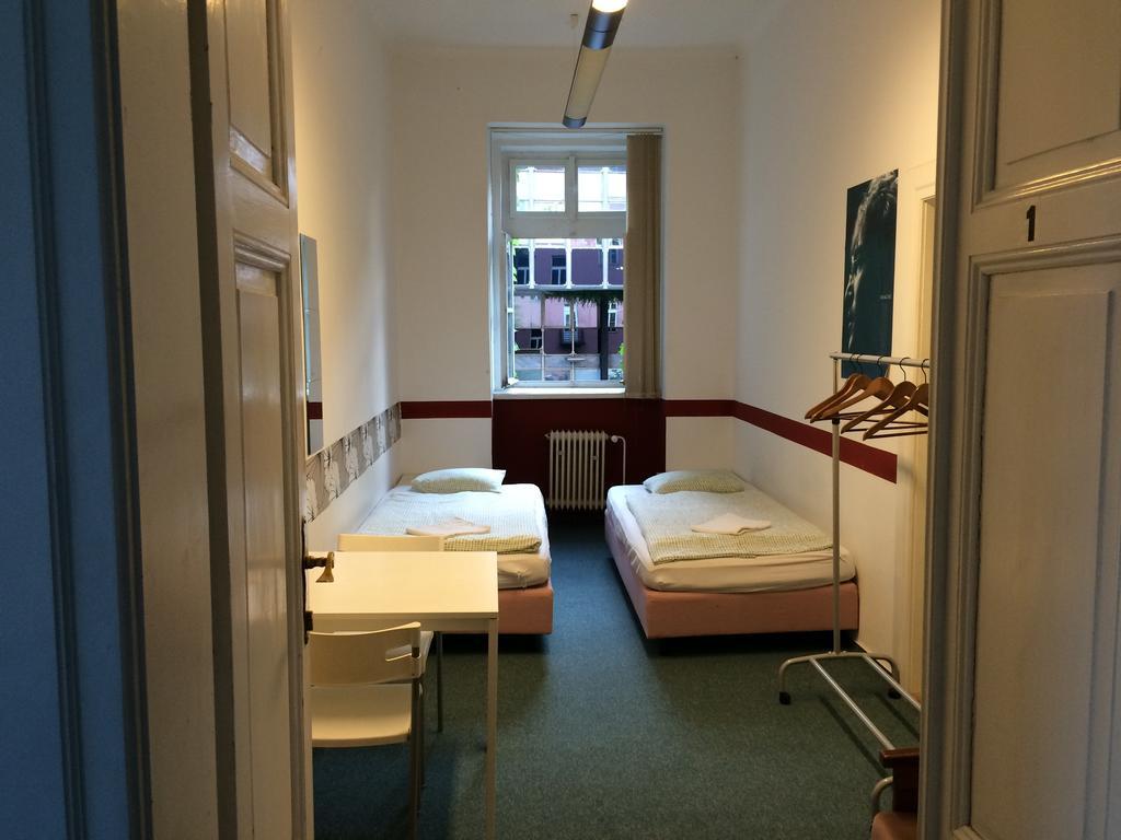 Charles Square Hostel Prague Exterior photo